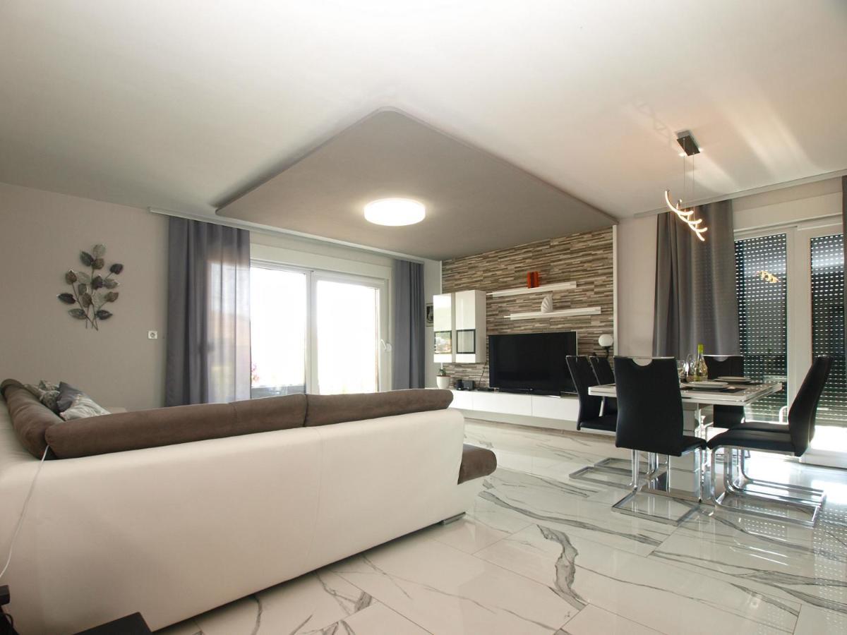 Villa Monteci 2052 Galižana 외부 사진