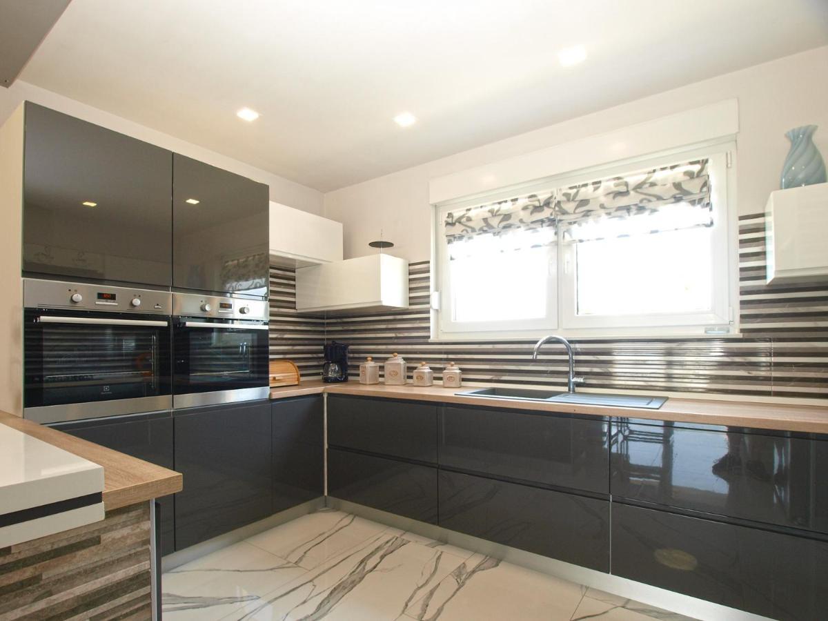 Villa Monteci 2052 Galižana 외부 사진
