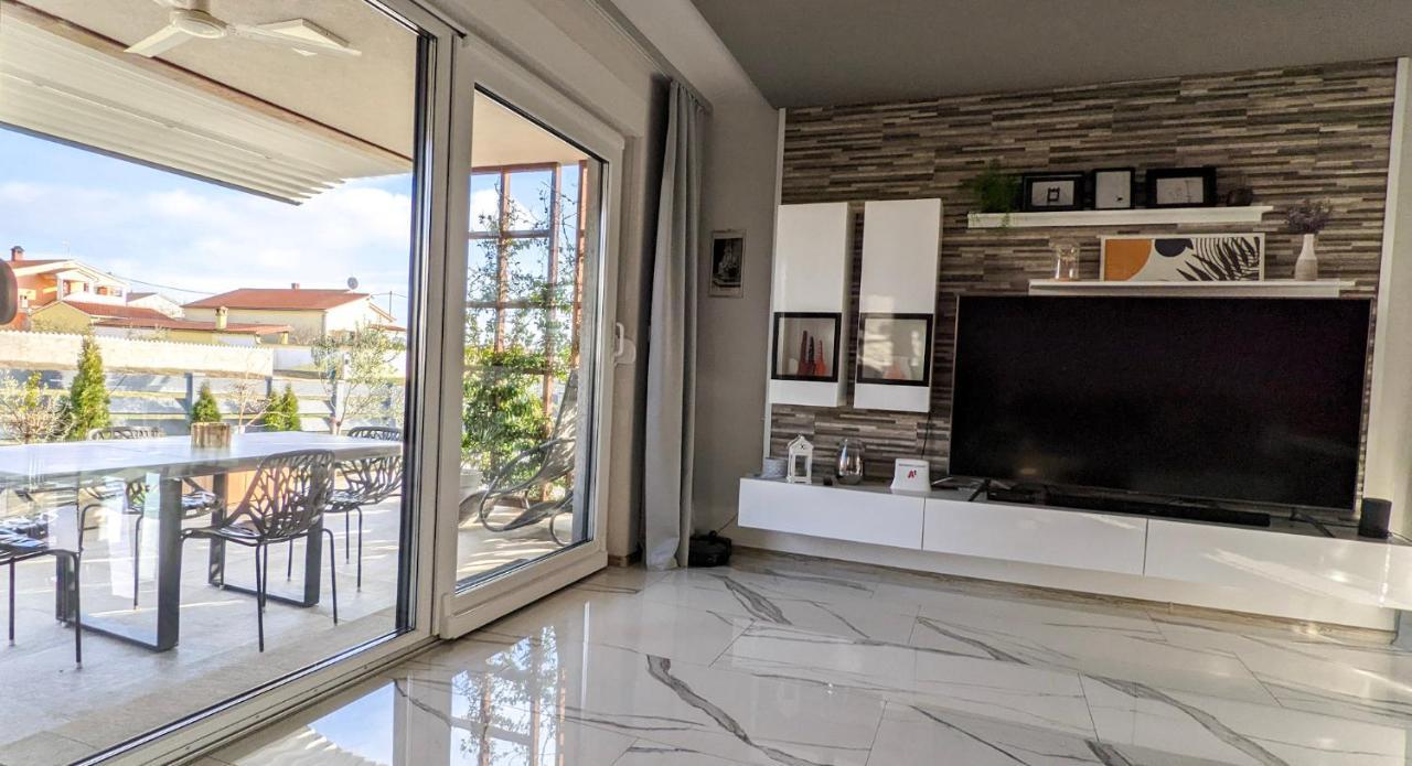 Villa Monteci 2052 Galižana 외부 사진